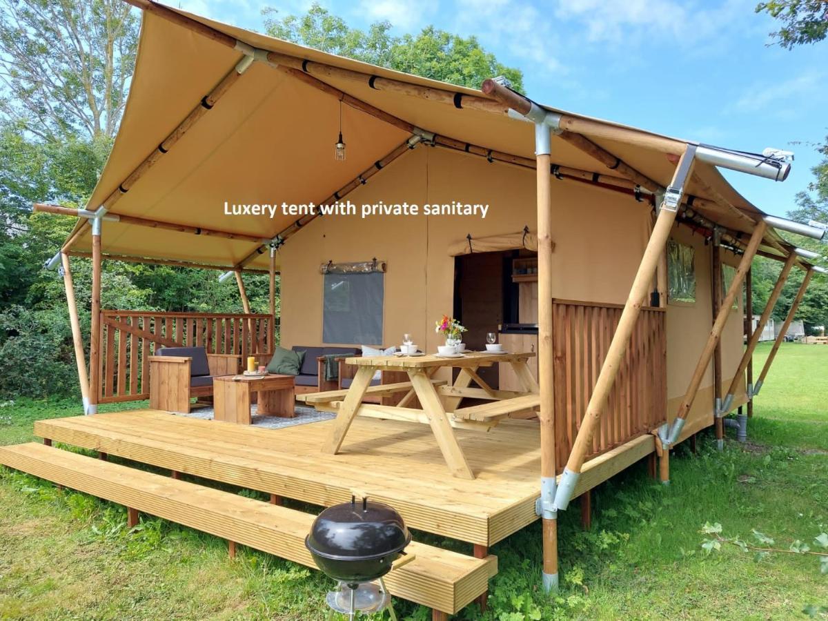 Luxury tent Glamping Essenhof Aagtekerke